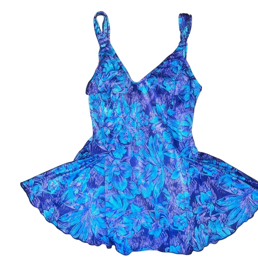 Flattering Blue Purple Floral Vintage One Piece Skirted Swim Suit Size 12